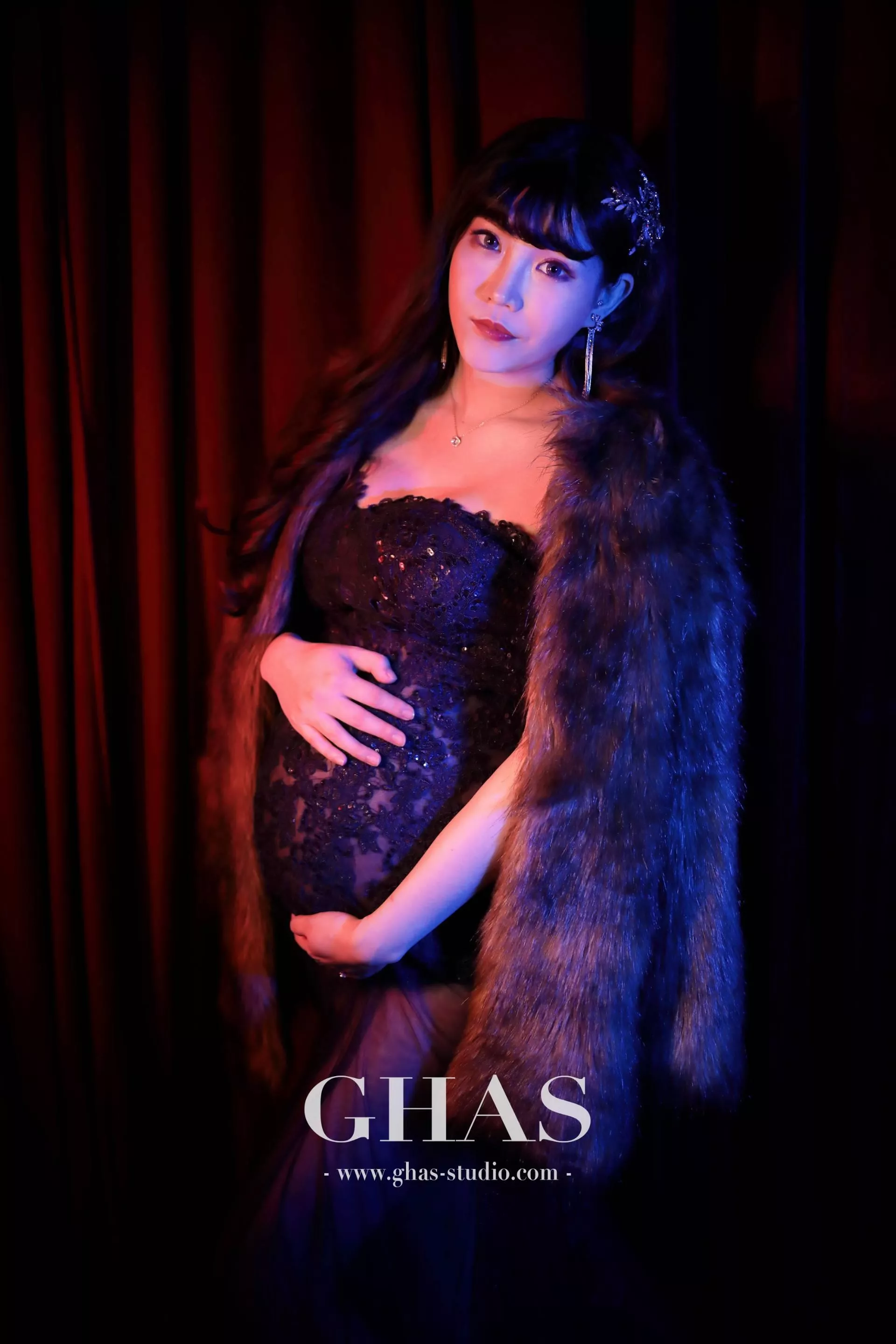 桃園中壢孕婦寫真推薦-GHAS葛黑斯幸福攝影-GHAS葛黑斯幸福攝影-中壢美肌韓式證件照/面試履歷照/桃園專業形象照