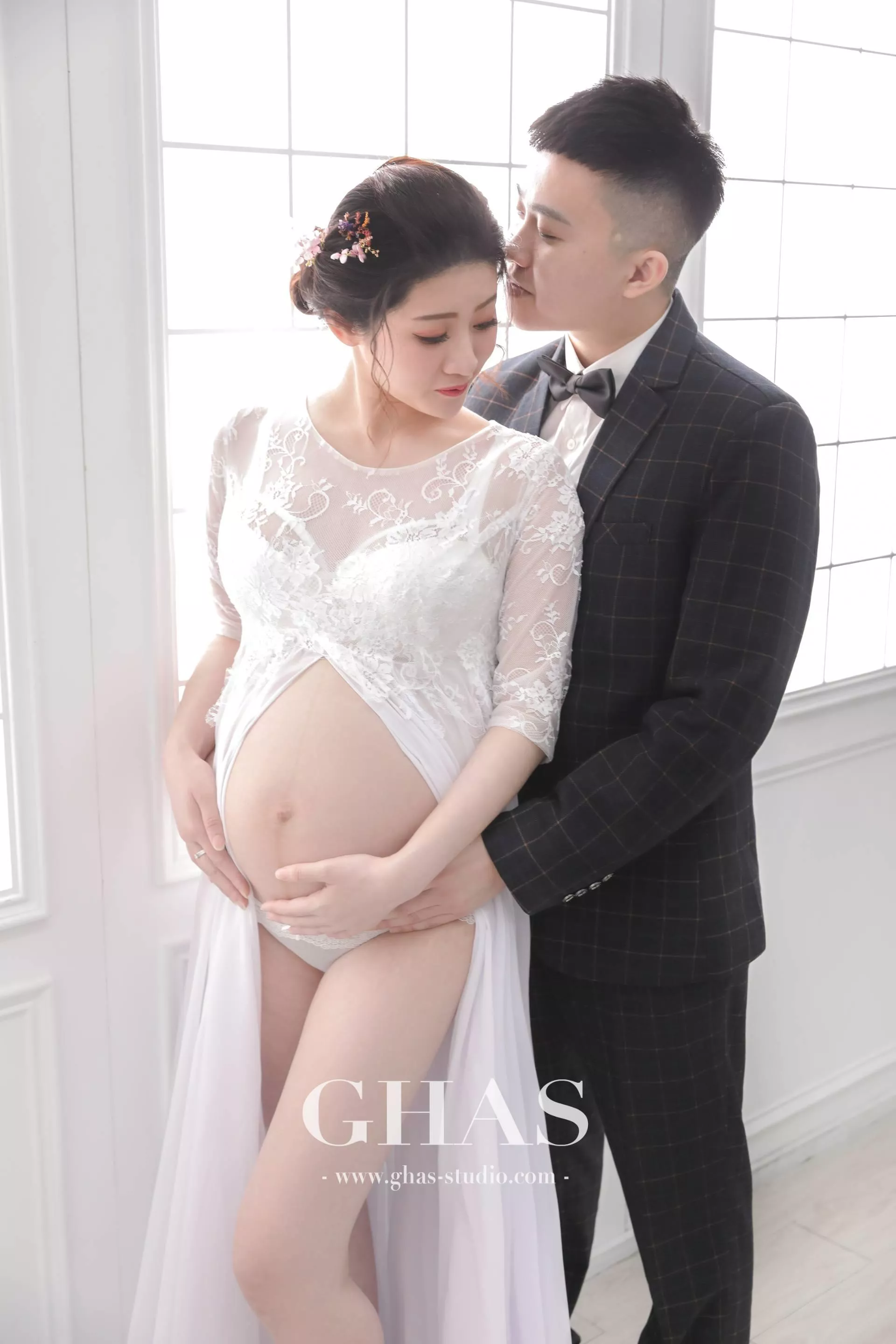 桃園中壢孕婦寫真推薦-GHAS葛黑斯幸福攝影-GHAS葛黑斯幸福攝影-中壢美肌韓式證件照/面試履歷照/桃園專業形象照