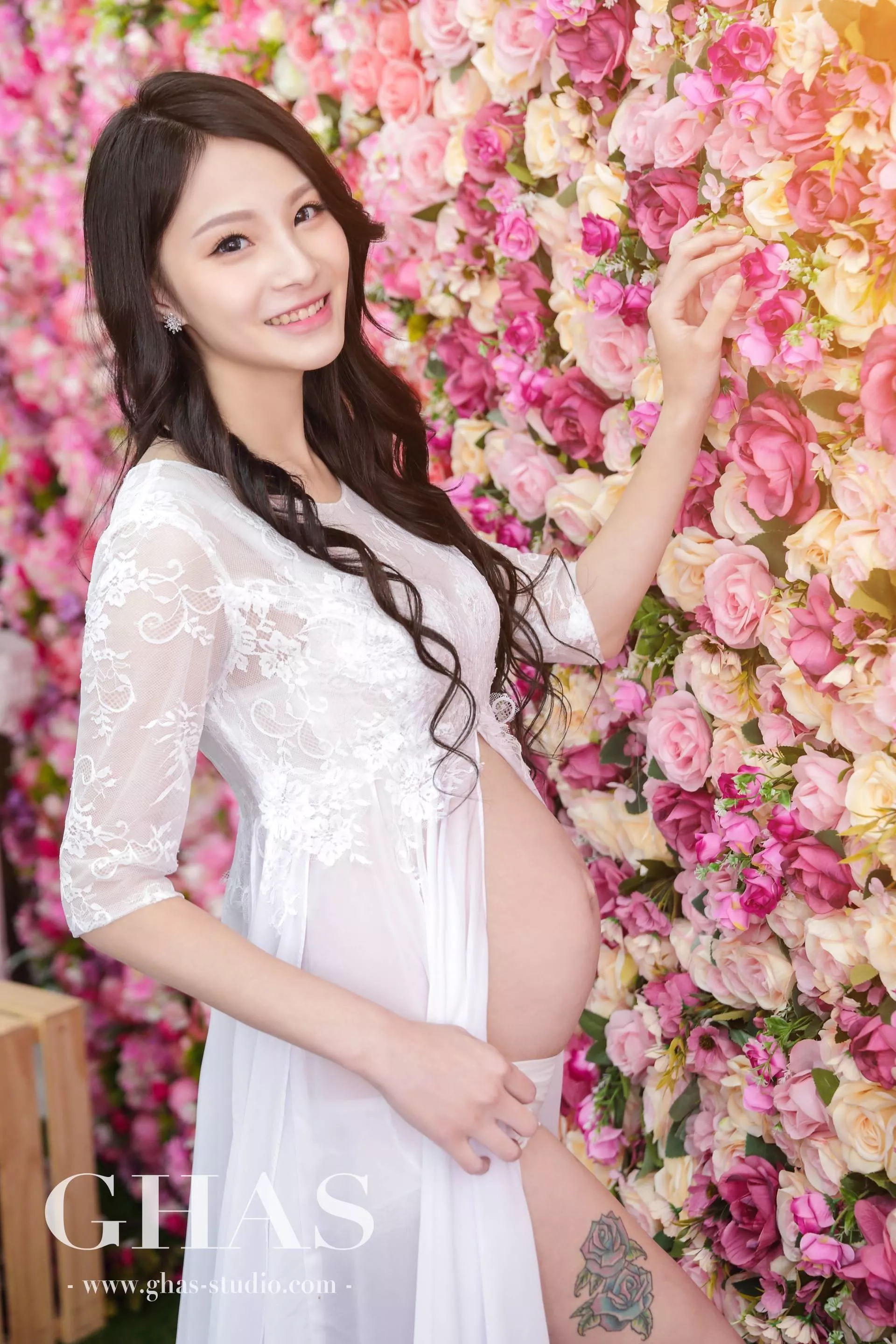 桃園中壢孕婦寫真推薦-GHAS葛黑斯幸福攝影-GHAS葛黑斯幸福攝影-中壢美肌韓式證件照/面試履歷照/桃園專業形象照