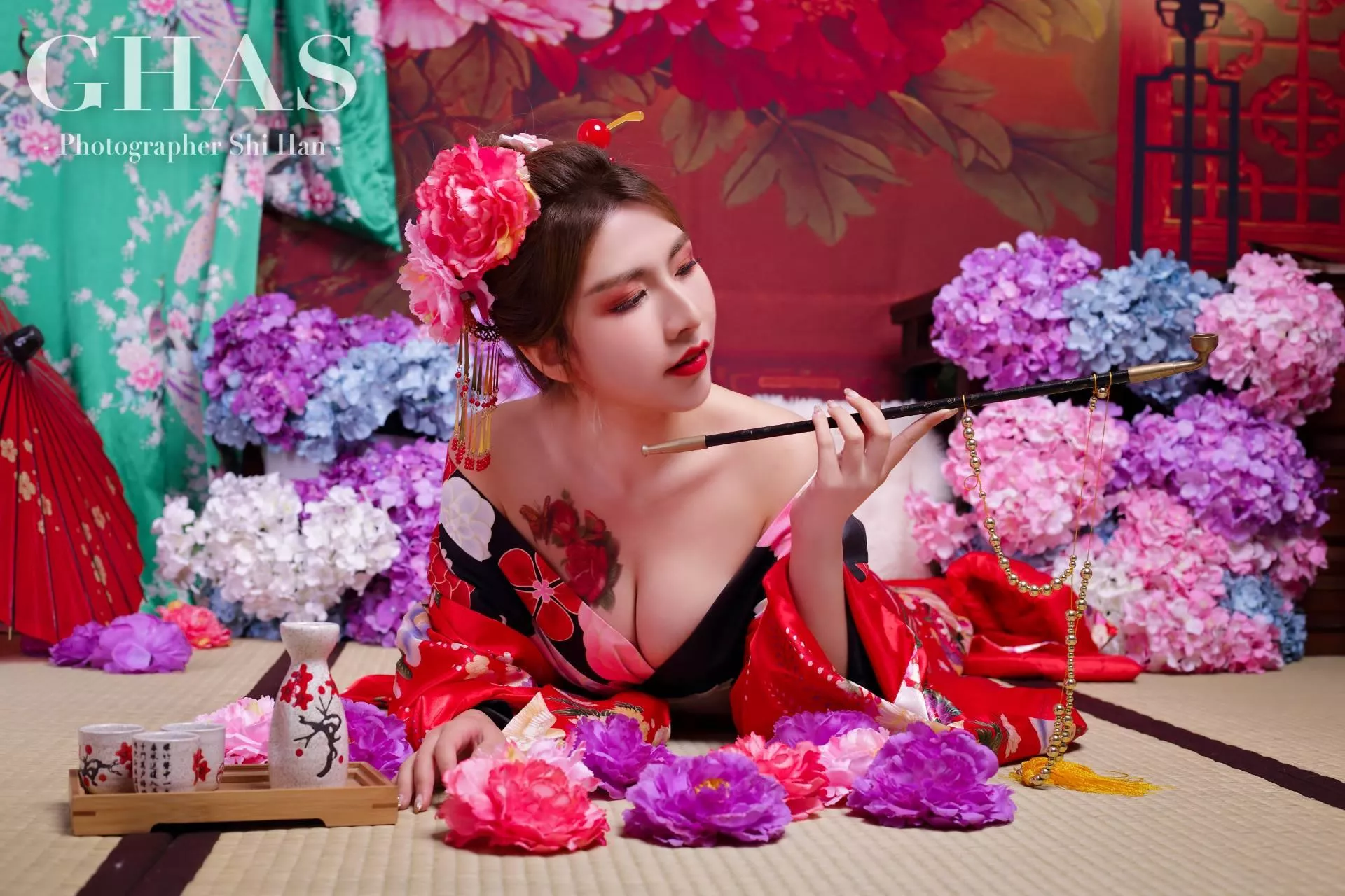 桃園中壢性感花魁寫真照-GHAS葛黑斯幸福攝影-GHAS葛黑斯幸福攝影-中壢美肌韓式證件照/面試履歷照/桃園專業形象照