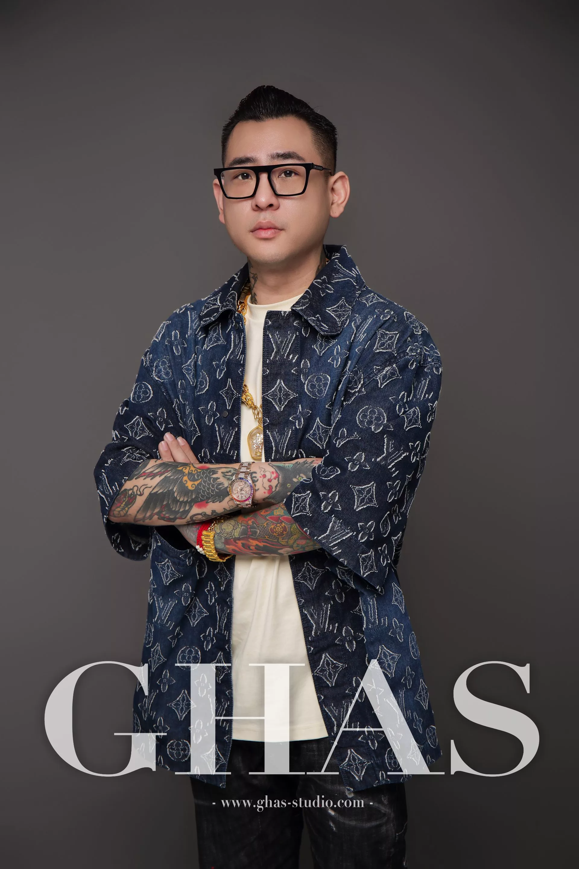 桃園中壢專業形象照推薦-GHAS葛黑斯幸福攝影-GHAS葛黑斯幸福攝影-中壢美肌韓式證件照/面試履歷照/桃園專業形象照