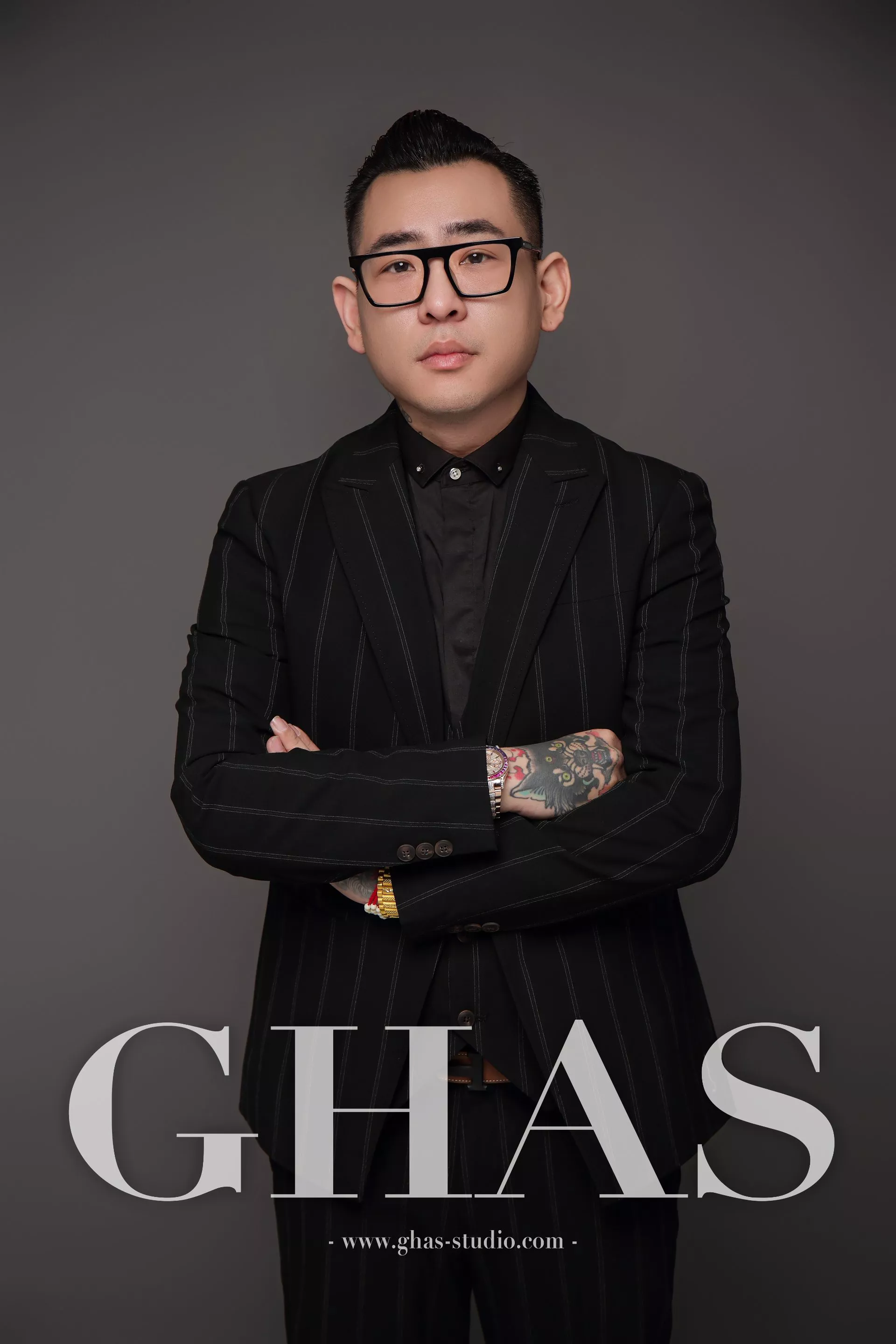 桃園中壢專業形象照推薦-GHAS葛黑斯幸福攝影-GHAS葛黑斯幸福攝影-中壢美肌韓式證件照/面試履歷照/桃園專業形象照