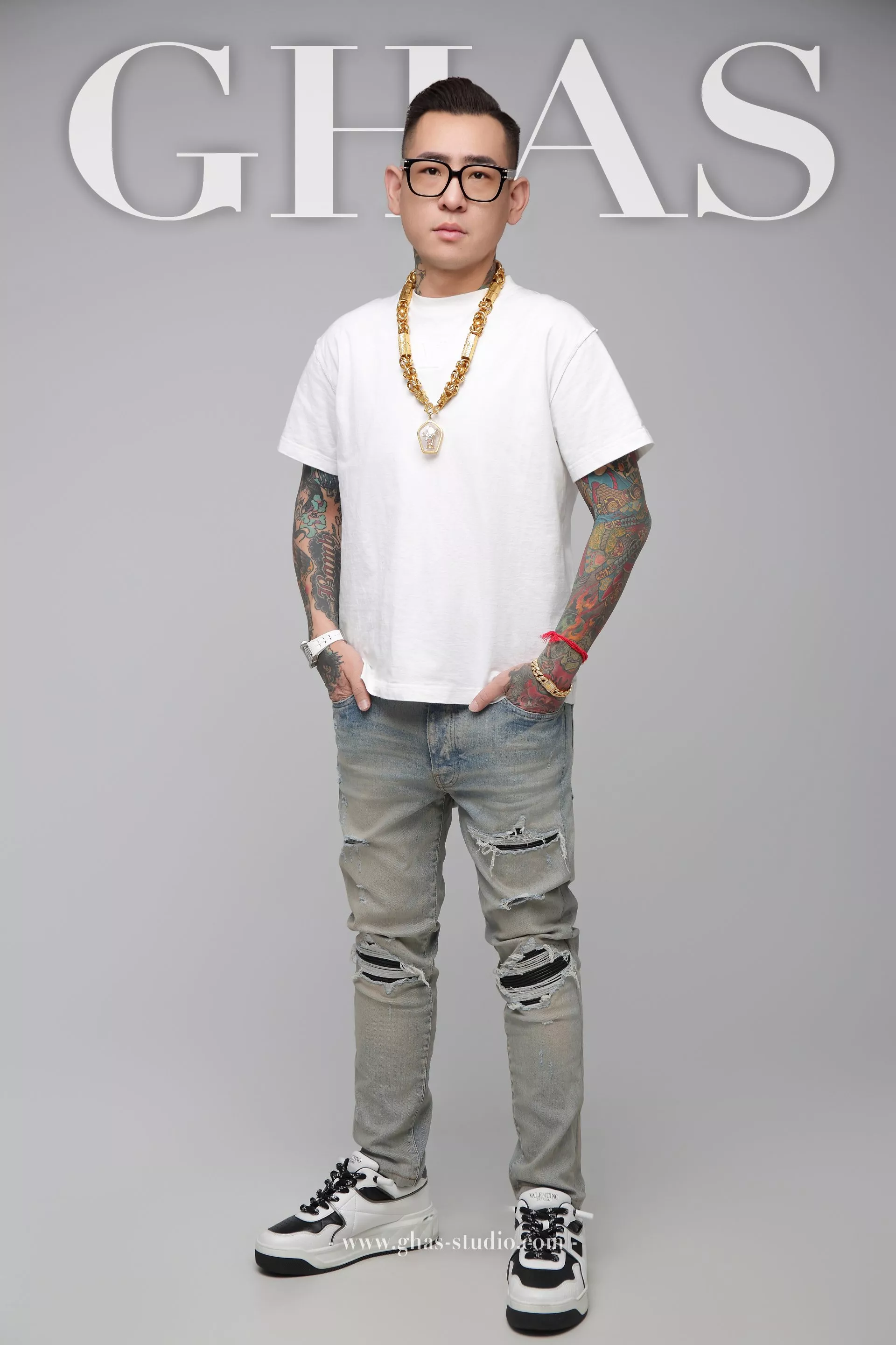 桃園中壢專業形象照推薦-GHAS葛黑斯幸福攝影-GHAS葛黑斯幸福攝影-中壢美肌韓式證件照/面試履歷照/桃園專業形象照