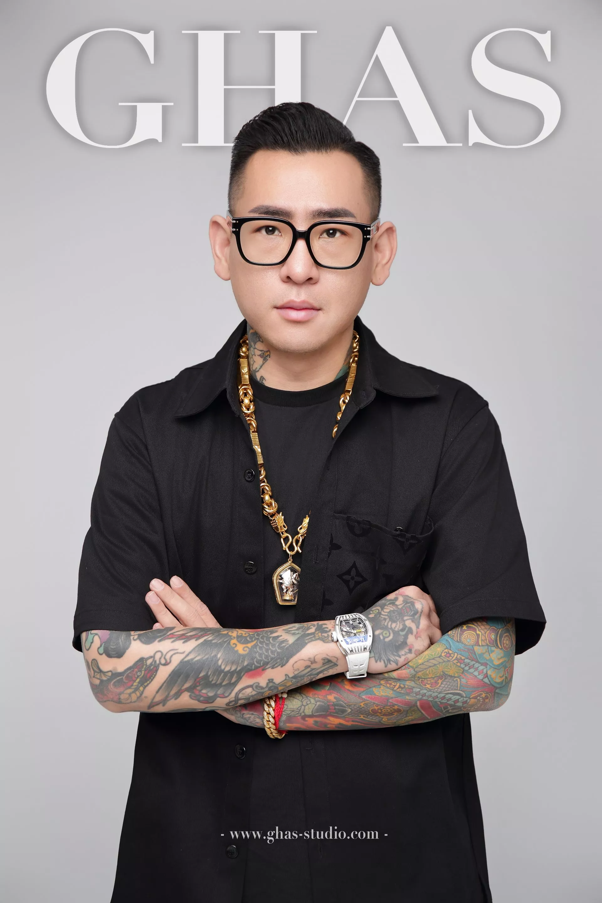 桃園中壢專業形象照推薦-GHAS葛黑斯幸福攝影-GHAS葛黑斯幸福攝影-中壢美肌韓式證件照/面試履歷照/桃園專業形象照