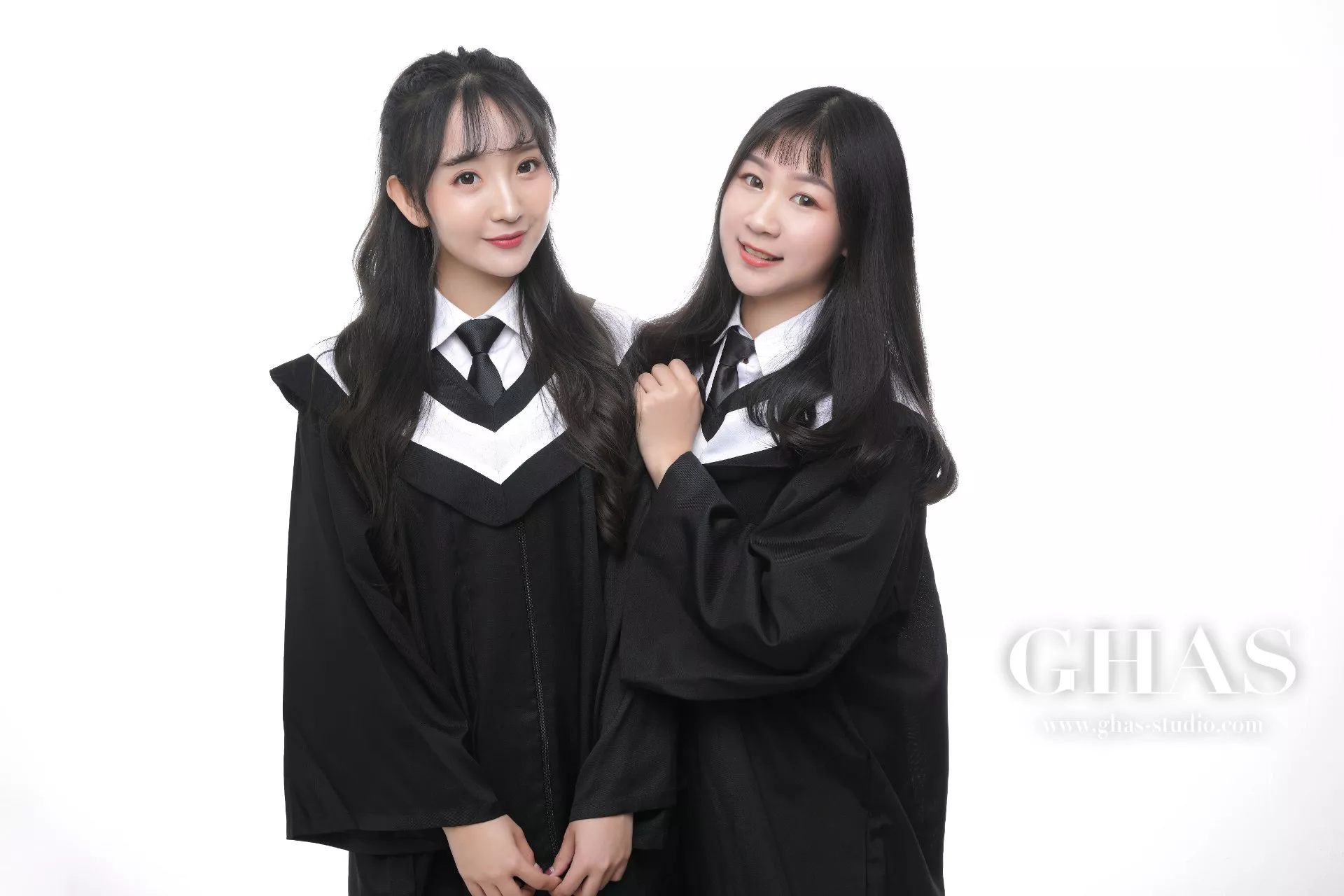 團體照-GHAS葛黑斯幸福攝影-桃園中壢美肌韓式證件照/面試履歷照/桃園專業形象照